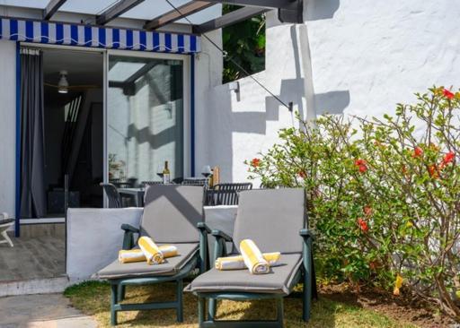 Newly Renovated 2 Bedroom Beachfront House Sitio de Calahonda Exteriér fotografie